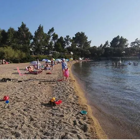Dimitra's Family 1 Holiday home Paradisos
